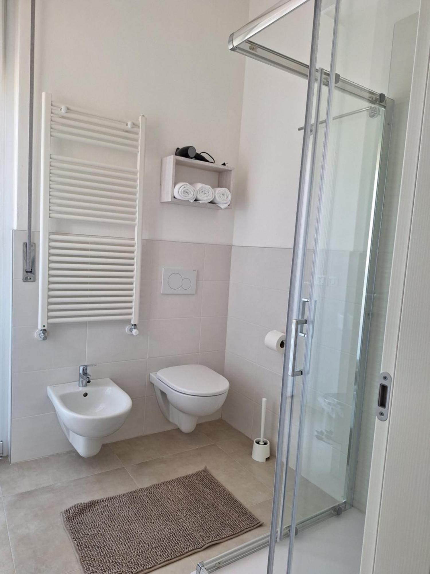 Re Lear Expo Apartment เวโรนา ภายนอก รูปภาพ
