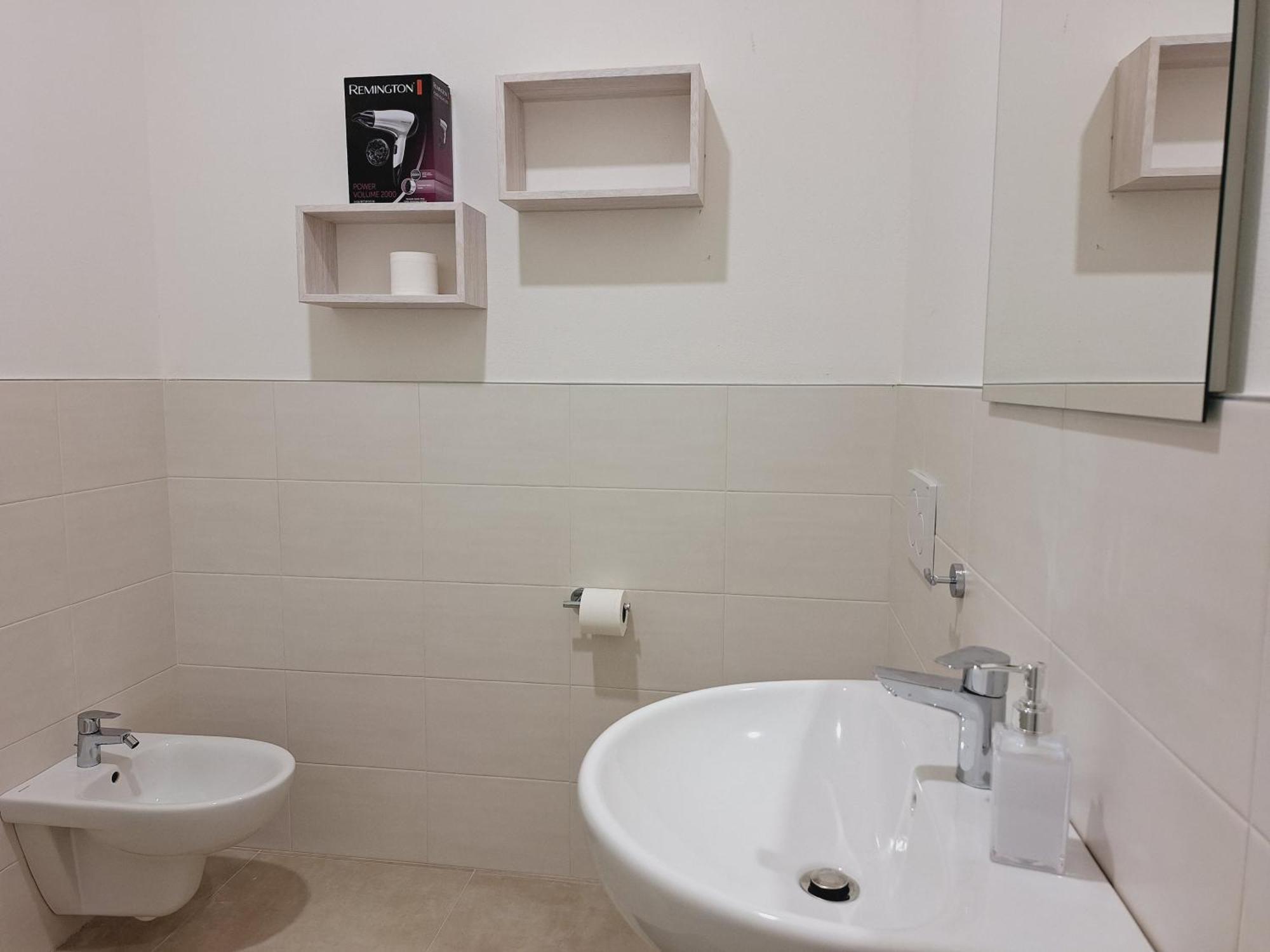 Re Lear Expo Apartment เวโรนา ภายนอก รูปภาพ